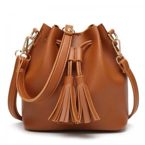 China Crossbody Brown Macrame PU Leather Drawstring Bucket Bag supplier