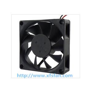 70*70*20mm 5V/12V/24V DC Black Plastic Brushless Cooling Fan DC7020