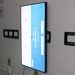 China 32 Digital Signage Advertising Screen Wall Mount Lcd Retail Window Display Screens supplier