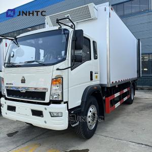 New Lihgt Refrigerated Truck Sinotruck 4X2 5 Tons  For Food Cooling Delivery  Low Price