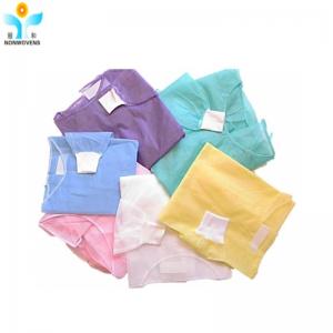 China Impervious Film Disposable Isolation Gown Waist 2 Ties PP Non Woven Fabric supplier