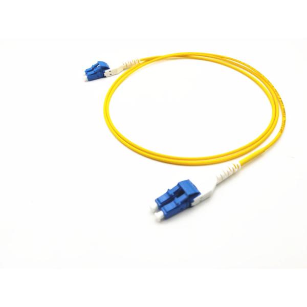 Duplex óptico G652D G657A del solo modo del cordón de remiendo de la fibra de alta densidad de Uniboot LC
