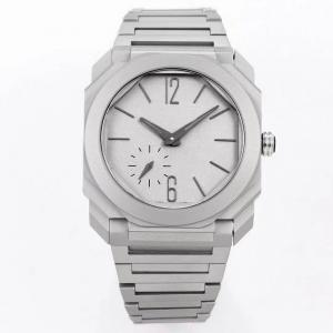 Silver Case Stainless Steel Wrist Watches 20mm Band Width Fold Over Clasp