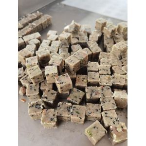 China Automatic Pet Food Processing Machine with 5-20tons Rated Pressure and 20-60cycles/mins Speed for High-Capacity Production wholesale