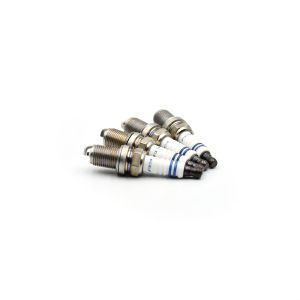 China Factory Direct Copper Core Auto Spark Plug with 19 mm Reach 16 mm Hex and Heat Range 6 for BKR5EYA11 BKR6E11 BKR5E11 wholesale