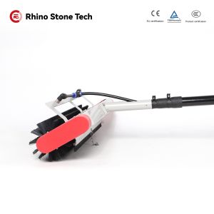 China IP65ソーラーパネルウォッシャーブラシ シングルローラー ソーラーパネルサービスとクリーニング 3.6m 5.4m wholesale