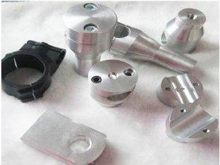 Turning Parts / CNC Motorcycle Parts and Accessories Handlebar and Clamp