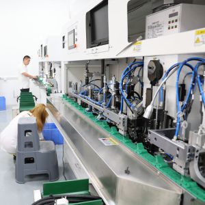 China Cordon d'alimentation IEC 320 C13 vers C20, 14 AWG, pour baies de serveurs et PDU haute densité, câble de raccordement d'alimentation noir, 15 ampères, 250 V wholesale