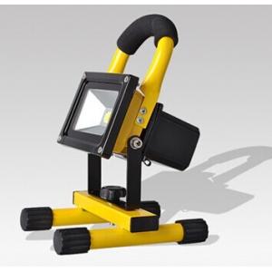 China 10W New Rechargeable & Portable LED Outdoor Flood Camping Light supplier
