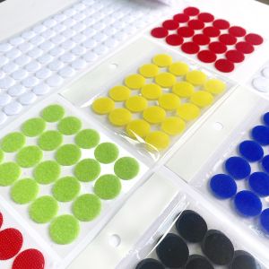 China Round Adhesive Hook And Loop Dot 100 Pairs Eco Friendly Convenient Lightweight wholesale