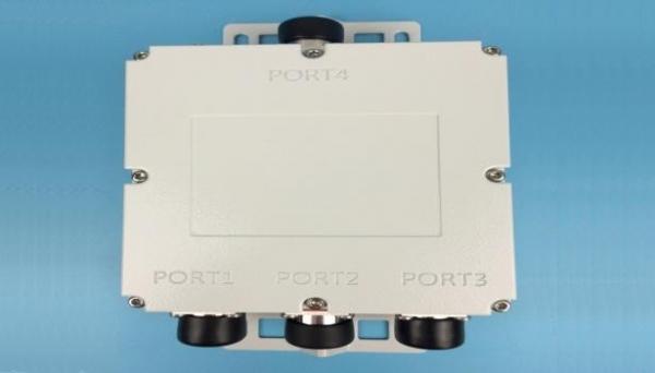 900 MHZ Range Triple Band Combiner Low PIM Connectors Isolation 50DB For Outdoor