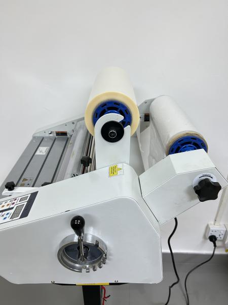 ‌Eco-Circular High-Transparency BOPP Release Coating System with Ultra-Low Haze & 92% PCR Content for Luxury Rigid Boxes