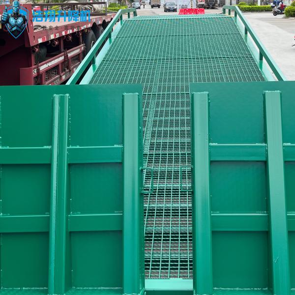 CE Hydraulic Container Loading and Unloading Equipment Forklift Container Mobile Loading 10ton Dock Ramps