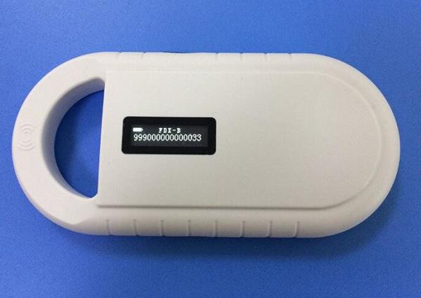 Rechargeble Dog / Cat Microchip Reader White With Lithium Battery , English Language