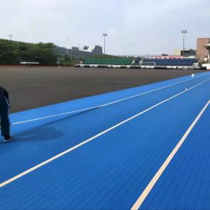 China Non Toxic Shock Absorbing Floor Tiles , Rubber Foaming Shock Pads For Artificial Turf supplier
