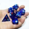 China Blue Crystal Skull Resin Boarding Dice Set Dragão e Masmorra wholesale