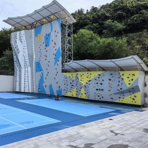 Professional International Competition Climbing Wall Anti - UV Environmental Protection