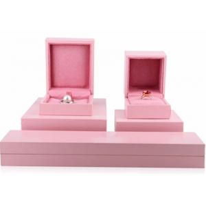 China Elegant Pink Wooden Jewelry Box Ring Case Durable For Presentation Gift supplier