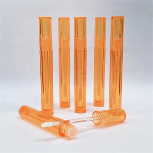 Tubo plástico Mini Lip Gloss Containers Bulk del lustre del labio de la etiqueta de encargo