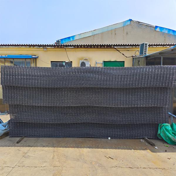 China 30 Meters Welded Wire Mesh Fence Panel with Technique Welded Mesh and Aperture 20-200mm wholesale