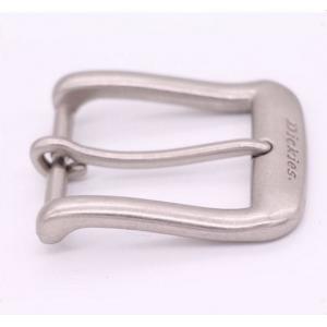 China Custom Silver Twist Mens Metal Belt Buckles With Single Pin Smooth Surface supplier