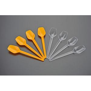 China 15 cm disposable spoon hard plastic scoop of ice cream scoop in clear or yellow color supplier