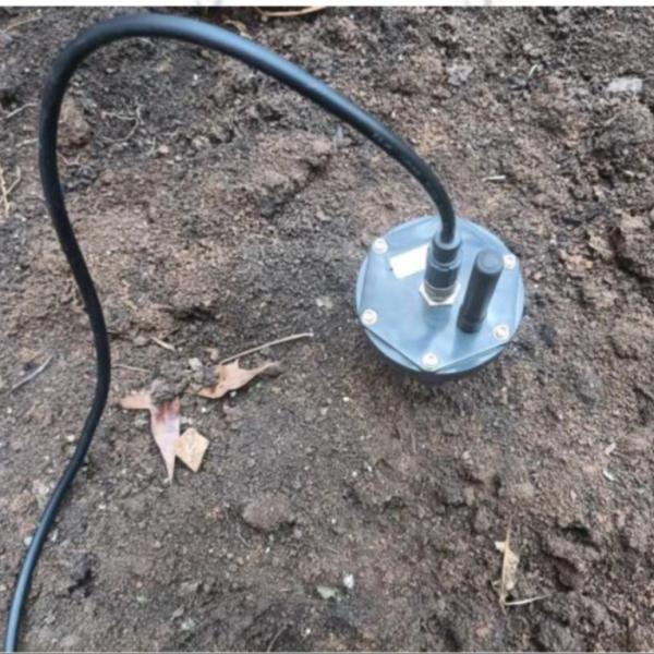 Sistema de defensa de perímetro de 2 km IP67 Sistema de detección de intrusión regional fotoeléctrica microsísmica