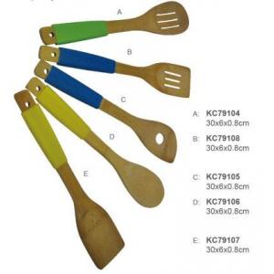 Wholesale wooden kitchen utensils,cooking spoon with long handle