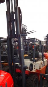 China Nissan 3 ton used forklift for sale with cheap price! on sale 