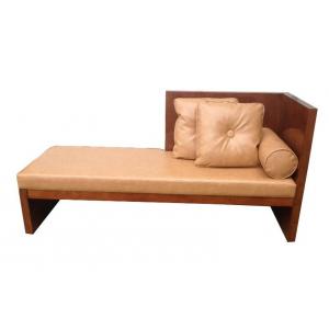 China Long Bedroom Ottoman Bench , Upholstered Luggage Bench With Pillows supplier