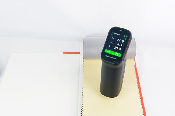 Auto Calibration Spectrophotometer For Color Testing D/8  SCI&SCE 400-700nm IPS Full Color Screen