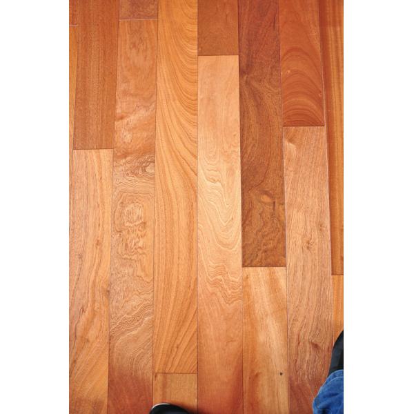 China good uv lacquer elm multilayer engineered wood flooring wear resistant wholesale