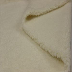 China Quilted Coat Polyester Fleece Fabric / Lightweight Soft Fleece Fabric supplier