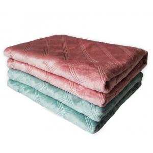 China 100% Polyester 3D Embossed Flannel Blanket Very Soft Throw Blanket Tear - Resistant supplier