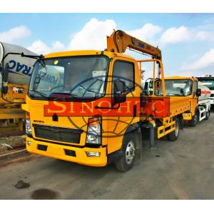 China 4x2 HOWO Cargo Transport Truck Chassis Truck Mounted Crane 120 - 140hp Power supplier