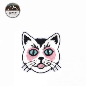 China Popular Embroidered Animal Patches , Cute White Cat Sew On Patches Towel Material supplier