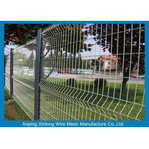 China Waterproof Welded Wire Mesh Fence Various Sizes Convenient Installation supplier