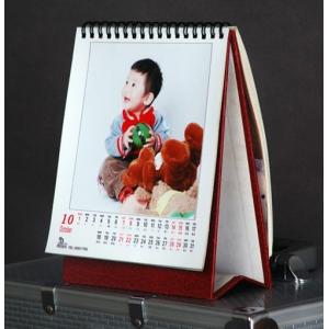 China factory wholesale custom high quality paper year calendar, kids pictures calendar, glossy paper calendar supplier