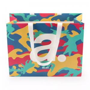 China Custom Graffiti Boutique Clothing Recycled Paper Bags With Handles supplier