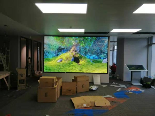 160000 píxeles/m2 2121 Tamaño de la lámpara 160*160 Tamaño del módulo Indoor Full Color LED Display SCX LED P2.5 Display LED de publicidad