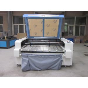 China Laser Fabric Cutter CO2 Laser Cutting Engraving Machine , Laser Power 100W supplier