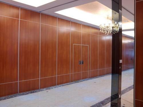 Office Sound Proof Partition Wall , Melamine Surface Sliding Folding Acoustic