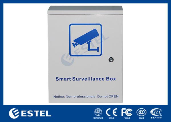 Boîte de surveillance intelligente de porte métallique avec une entrée d'alimentation AC220V de 1 canal et une sortie de 5 canaux