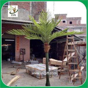 UVG PTR021 decorative small artificial plastic palm trees for sale in dongguang factory