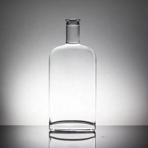 China 800ml 1000ml 3000ml Big Capacity Whisky Glass Bottle Round 500ml Square Glass Water Bottle supplier