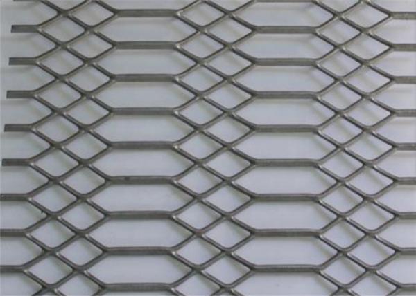 4 X 8 Hot Dipped Galvanized Expanded Metal Sheet Gothic Mesh 3.0 Mm Thickness