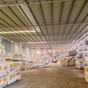 China Low Density Fireproof Rock Wool Board with High Temperature Resistance and Thermal Conductivity 0.038 W/mK wholesale