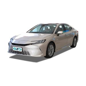 New Silver 2.0HG Toyota Camry Hybrid Family Use 5 Passenger Sedan
