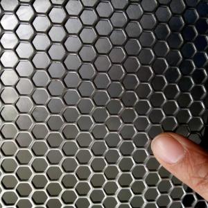 China Hexagonal Hole Aluminum Perforated Metal Mesh Sheet 1mm thickness supplier