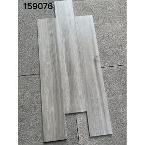 Residential Wood Look Porcelain Tile Flooring Rectangular Grain Finish 150X900